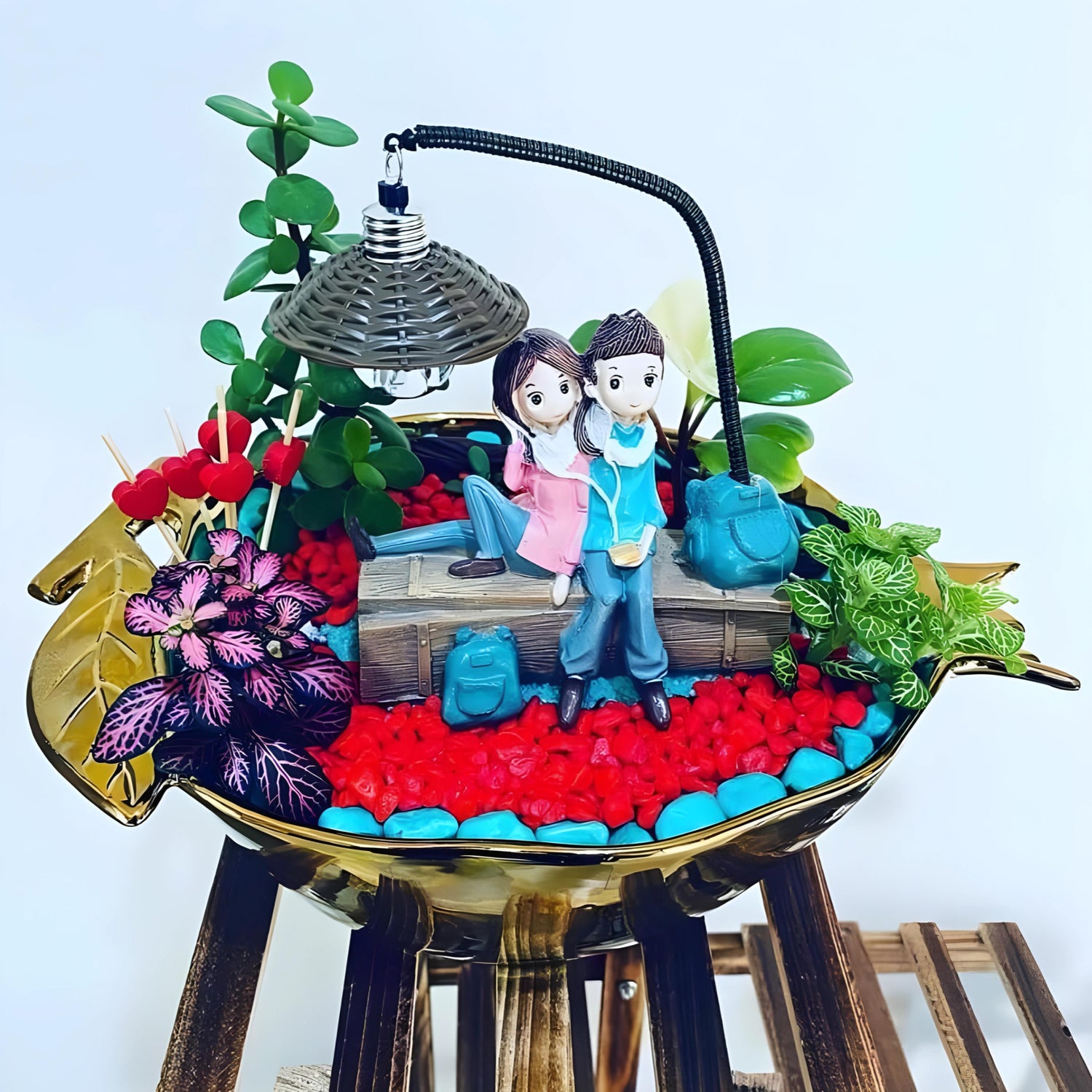 Romantic garden terrarium